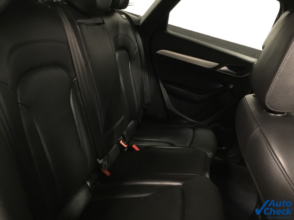 Vehicle image 33 of 56