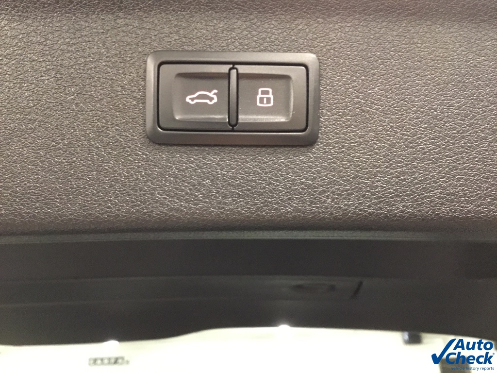 Vehicle image 13 of 56