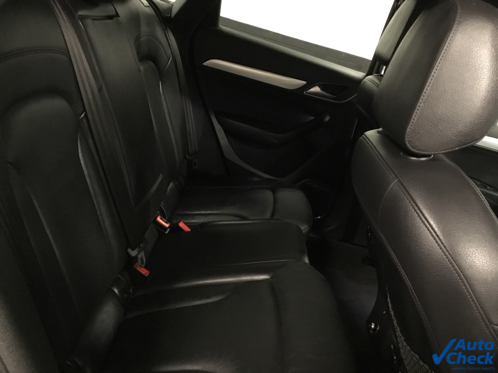 Vehicle image 34 of 56