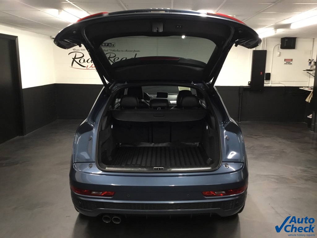 Vehicle image 12 of 56