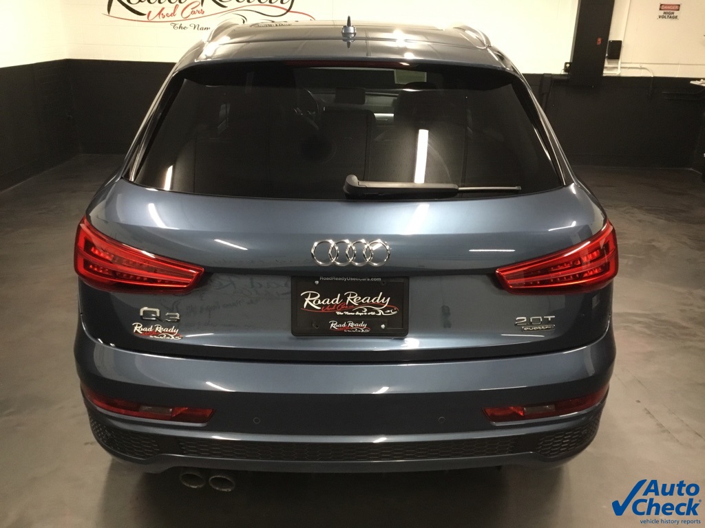 Vehicle image 9 of 56