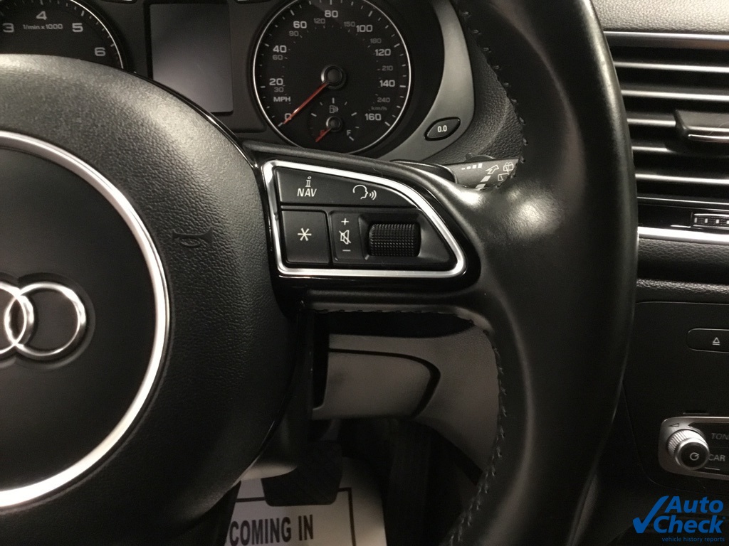 Vehicle image 47 of 56