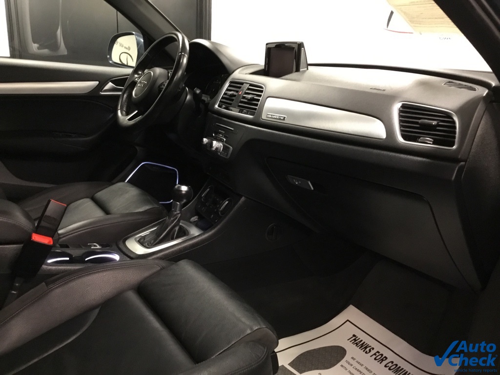 Vehicle image 36 of 56