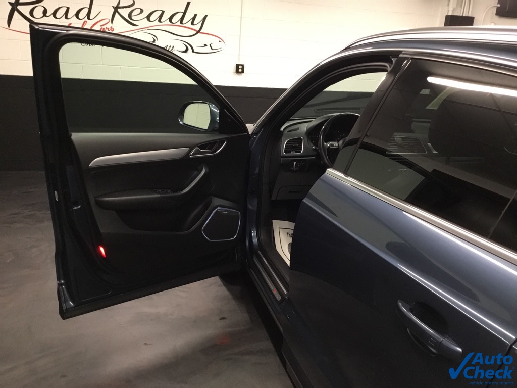 Vehicle image 24 of 56