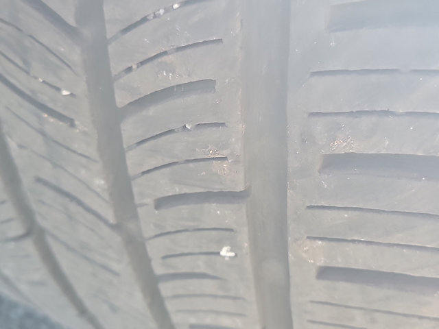 Vehicle image 24 of 25