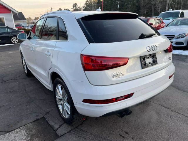 Vehicle image 6 of 17