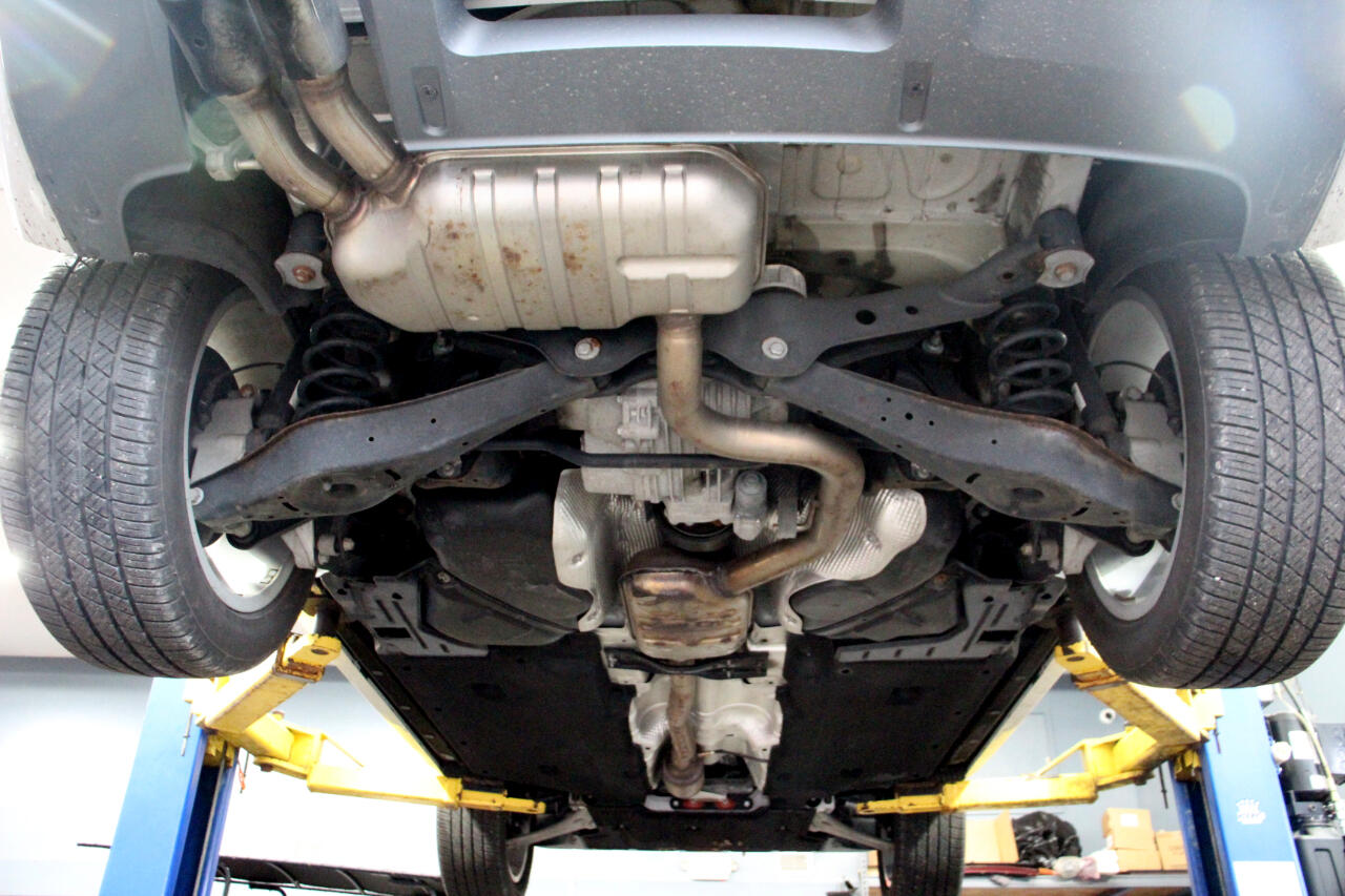Vehicle image 97 of 100