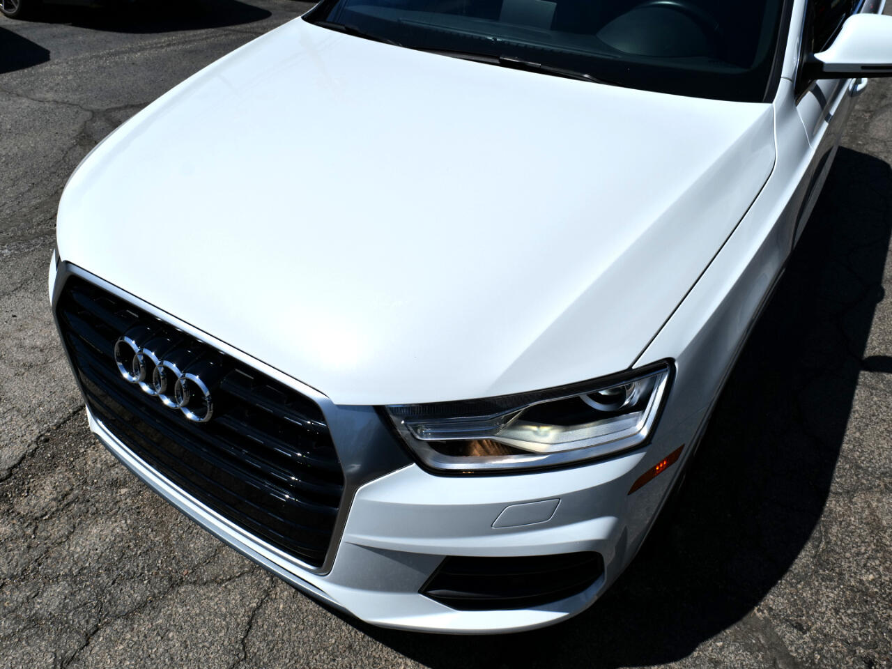 Vehicle image 84 of 100