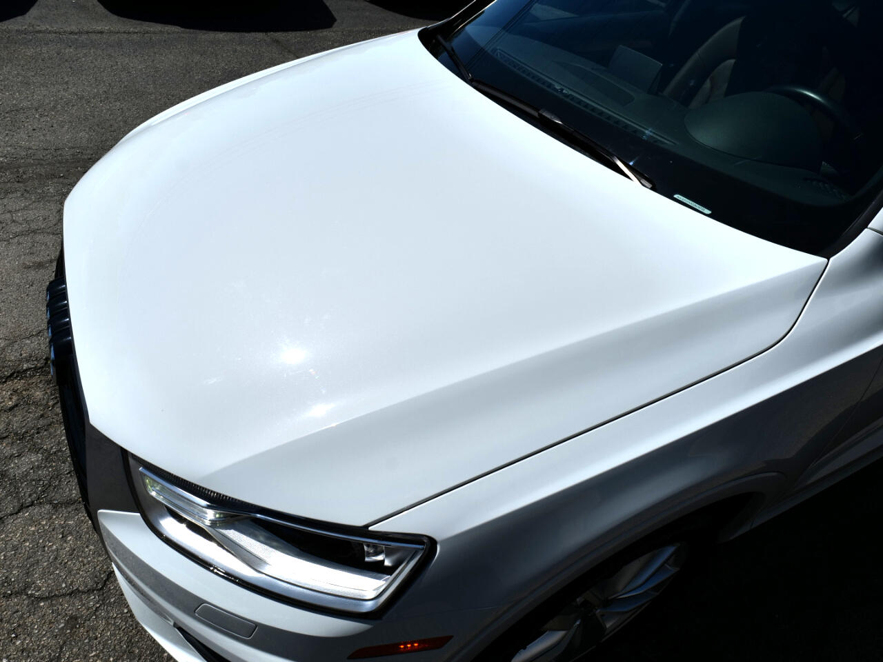 Vehicle image 87 of 100