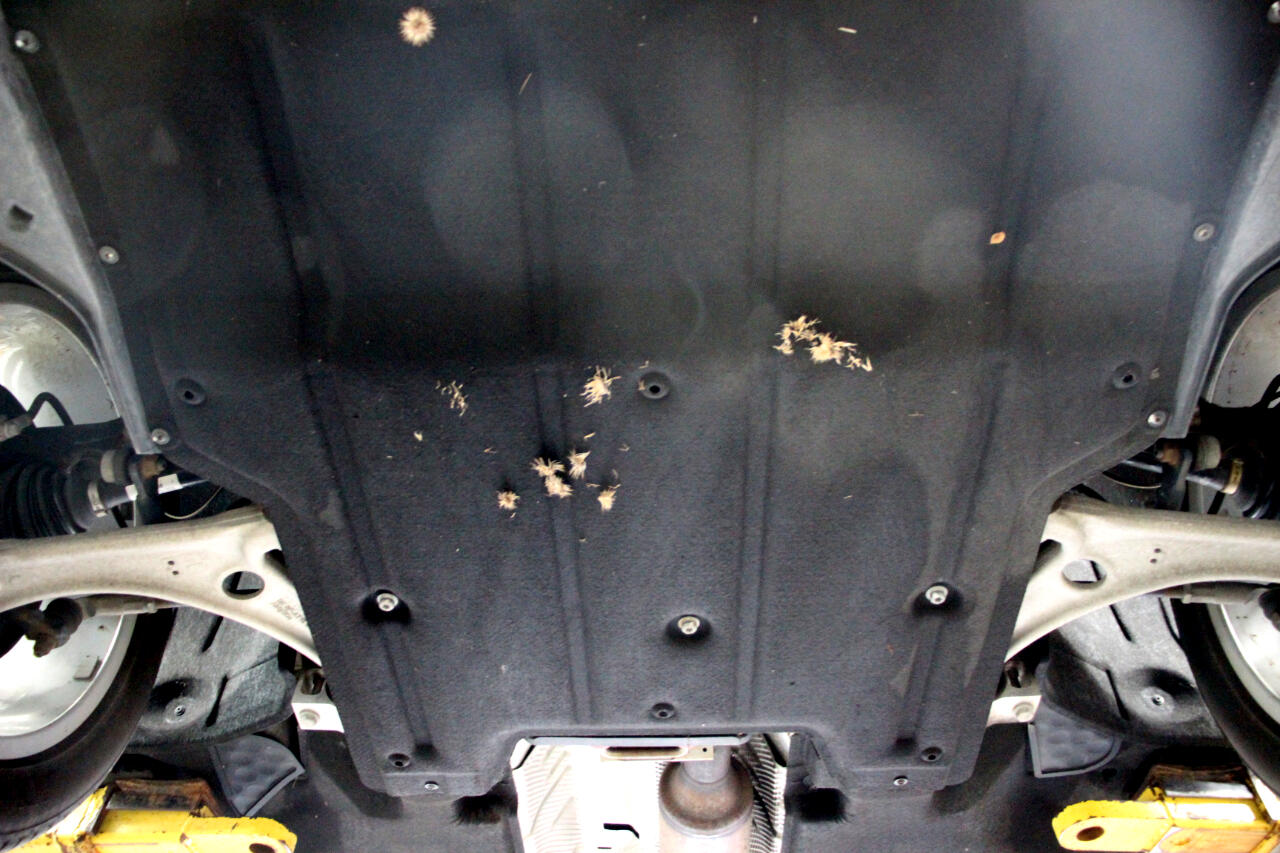 Vehicle image 95 of 100