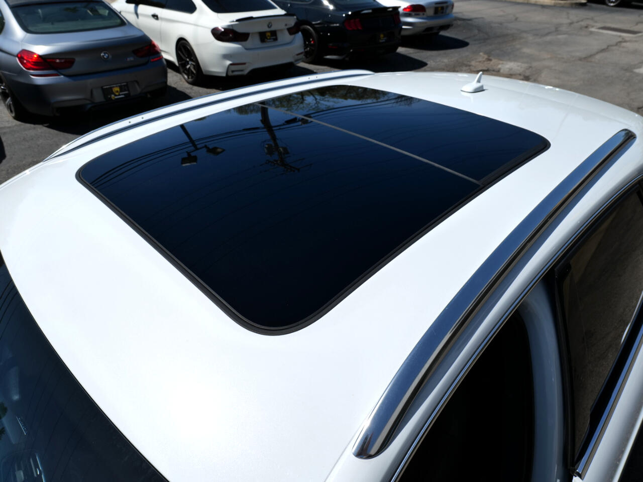 Vehicle image 88 of 100