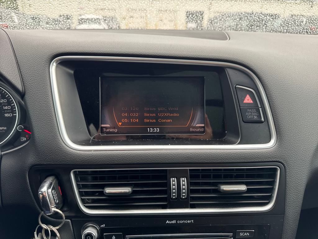 Vehicle image 20 of 23