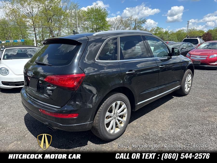 Vehicle image 10 of 35