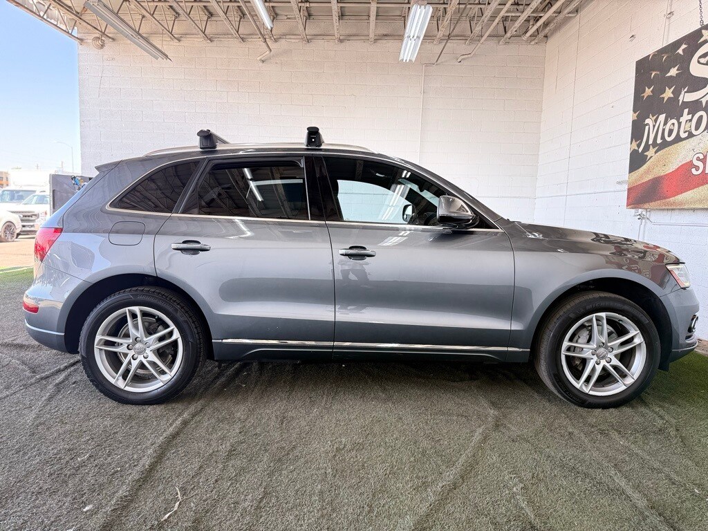 Vehicle image 6 of 43