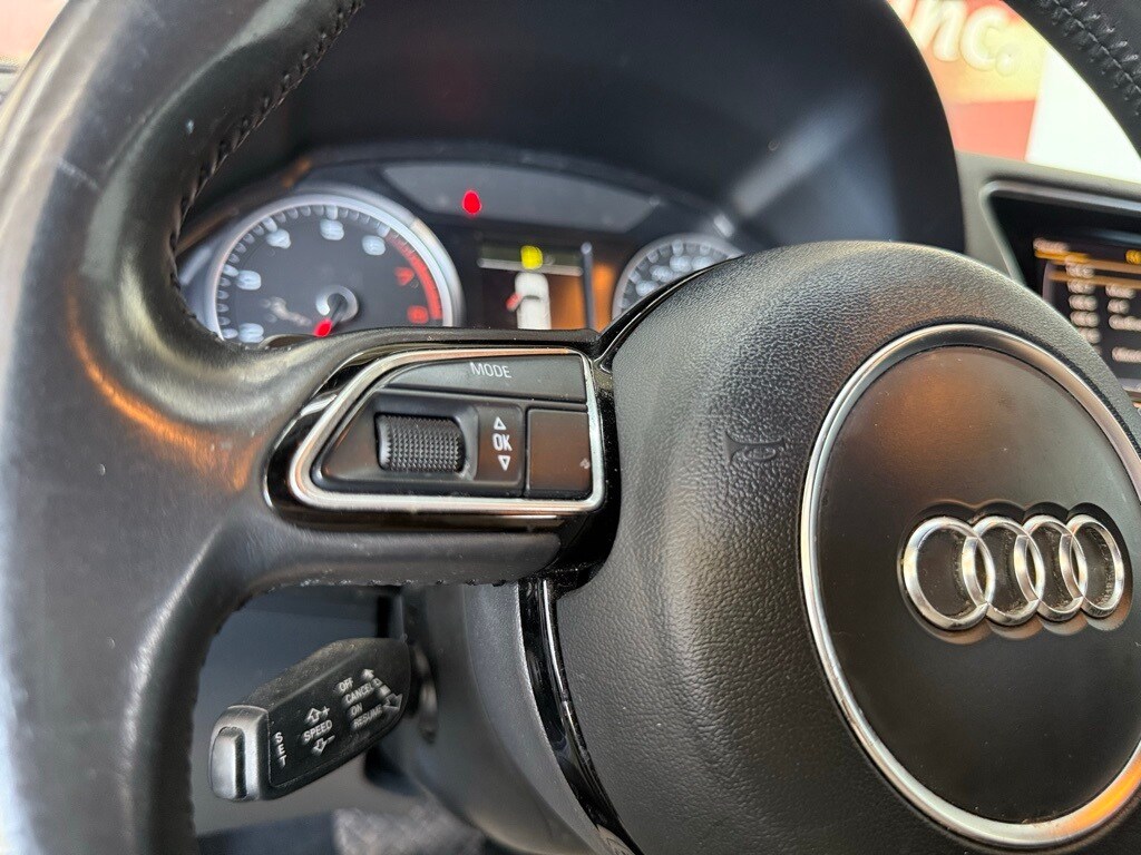 Vehicle image 28 of 43