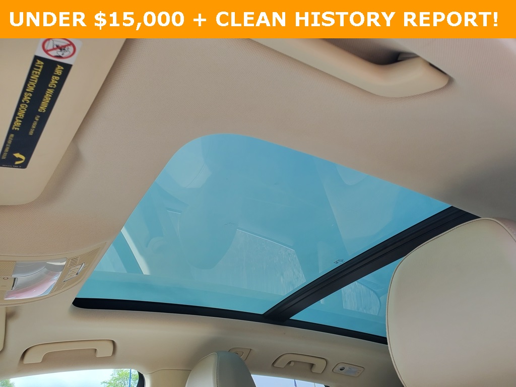 Vehicle image 14 of 30