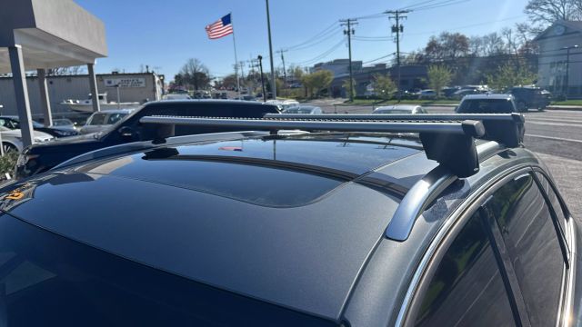 Vehicle image 11 of 43