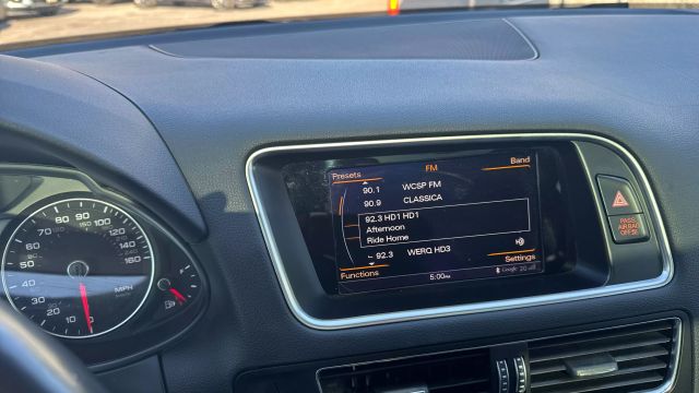 Vehicle image 21 of 43
