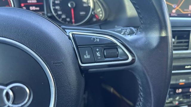 Vehicle image 37 of 43