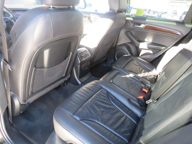 Vehicle image 13 of 27