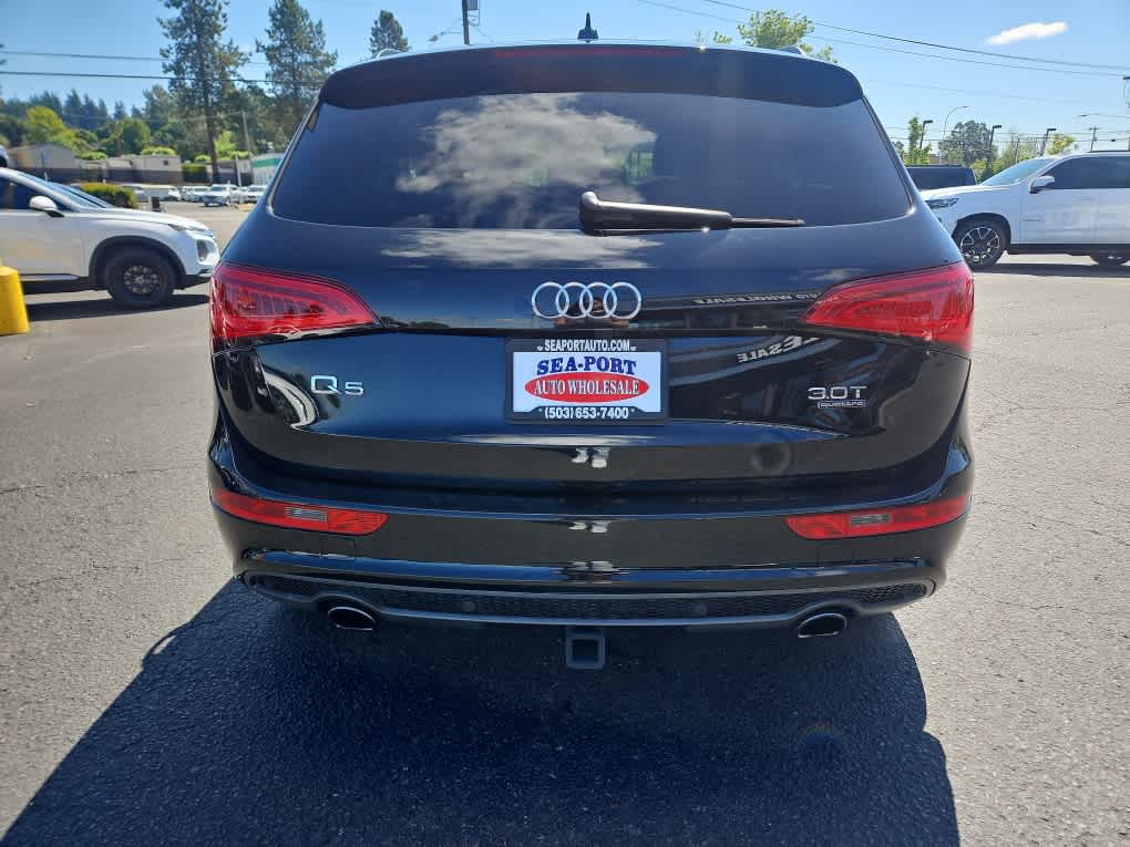 Vehicle image 14 of 32