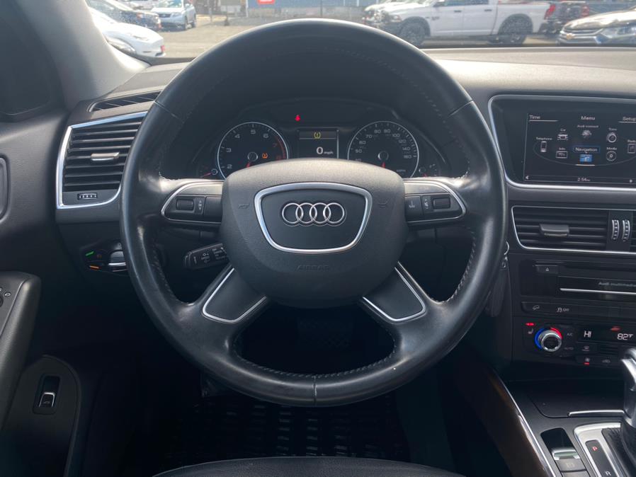 Vehicle image 22 of 41