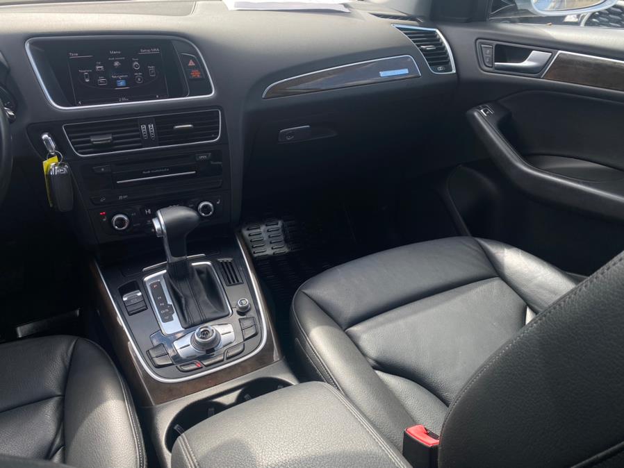Vehicle image 29 of 41