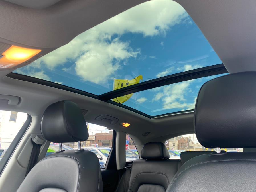 Vehicle image 18 of 41