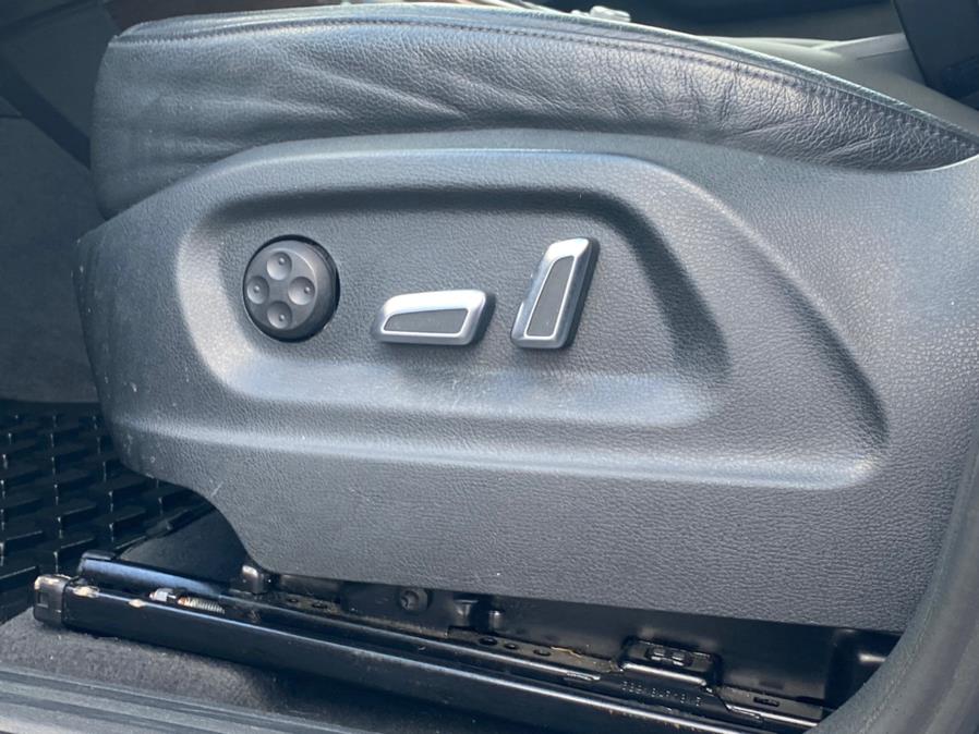 Vehicle image 17 of 41