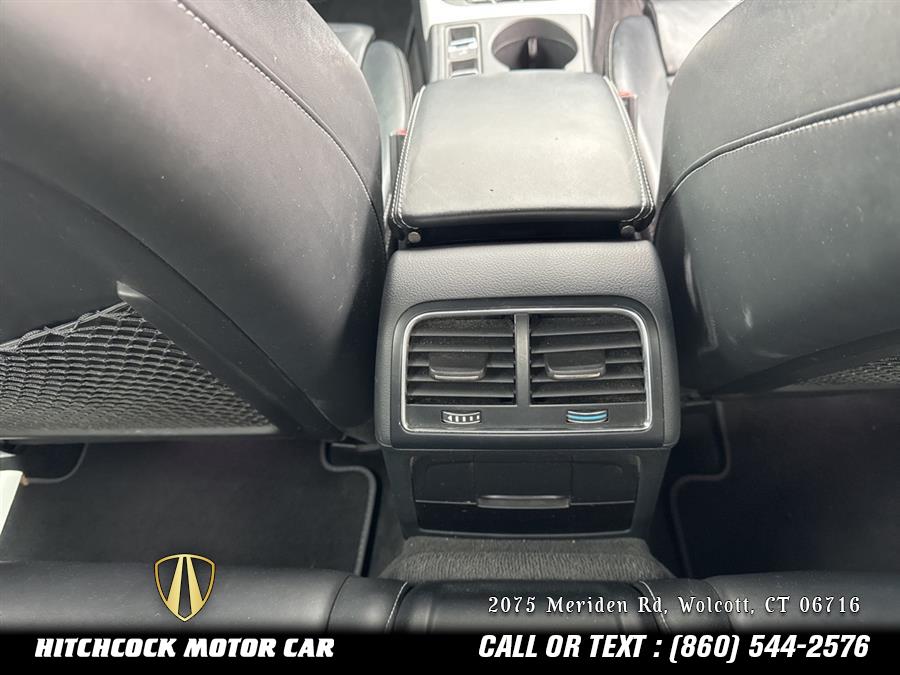 Vehicle image 34 of 42