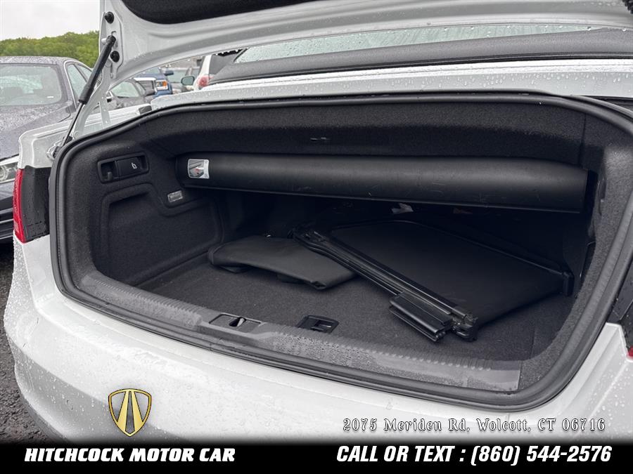 Vehicle image 38 of 42