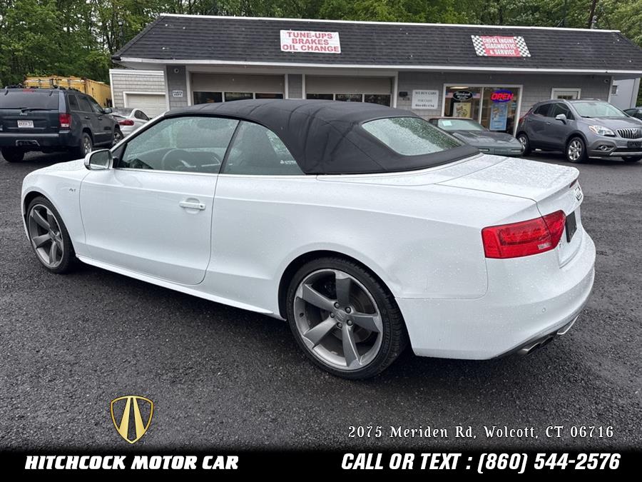 Vehicle image 15 of 42