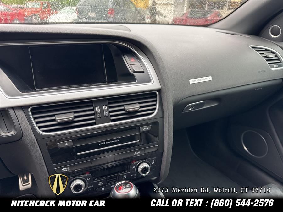 Vehicle image 29 of 42