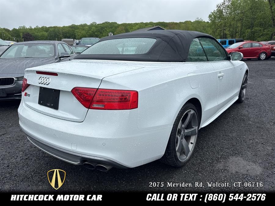 Vehicle image 10 of 42
