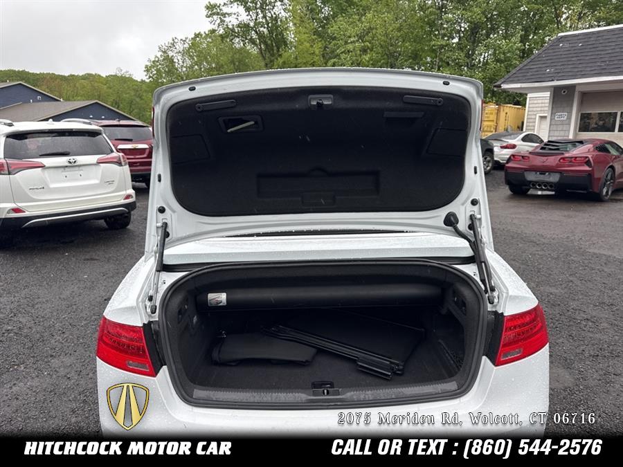 Vehicle image 36 of 42