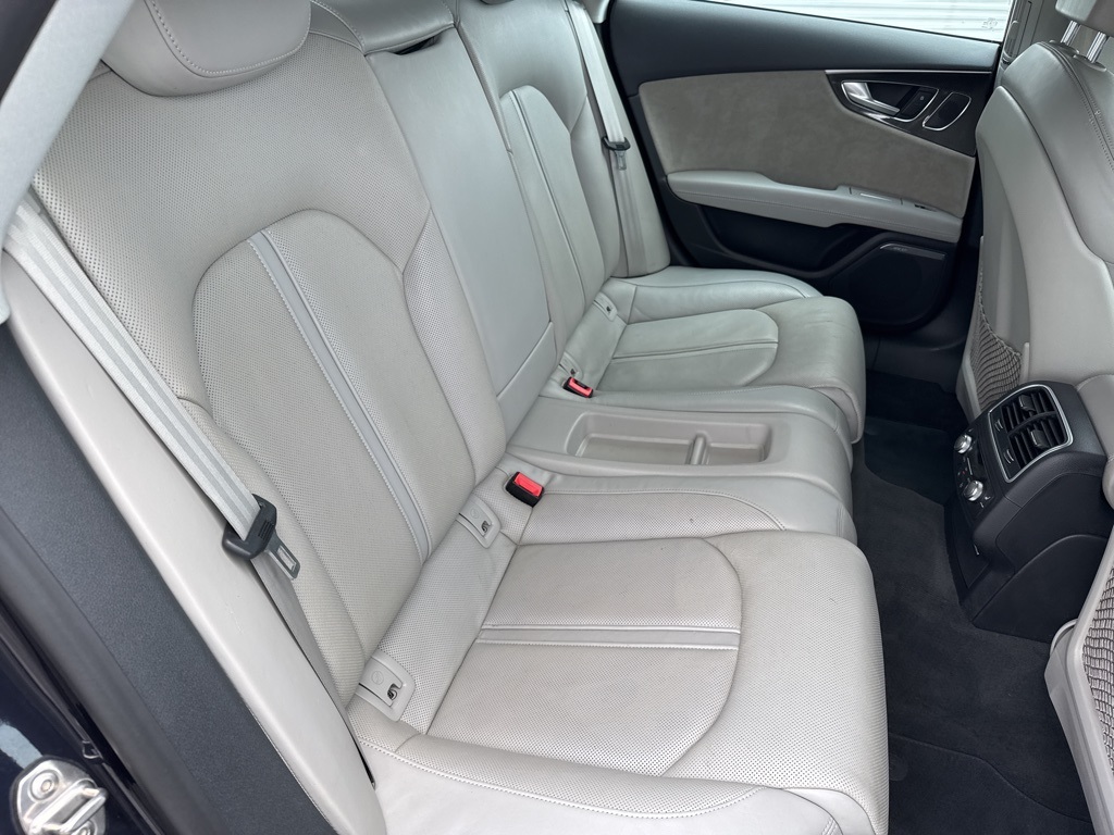 Vehicle image 5 of 27