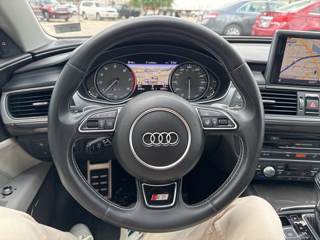 Vehicle image 22 of 27