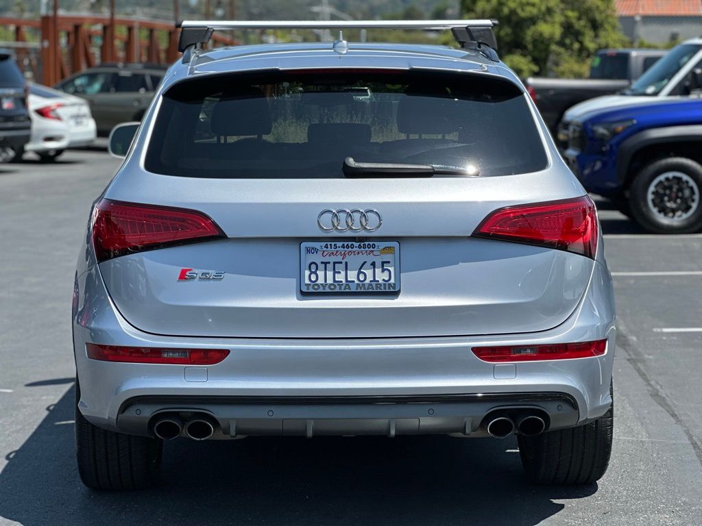 Vehicle image 5 of 28
