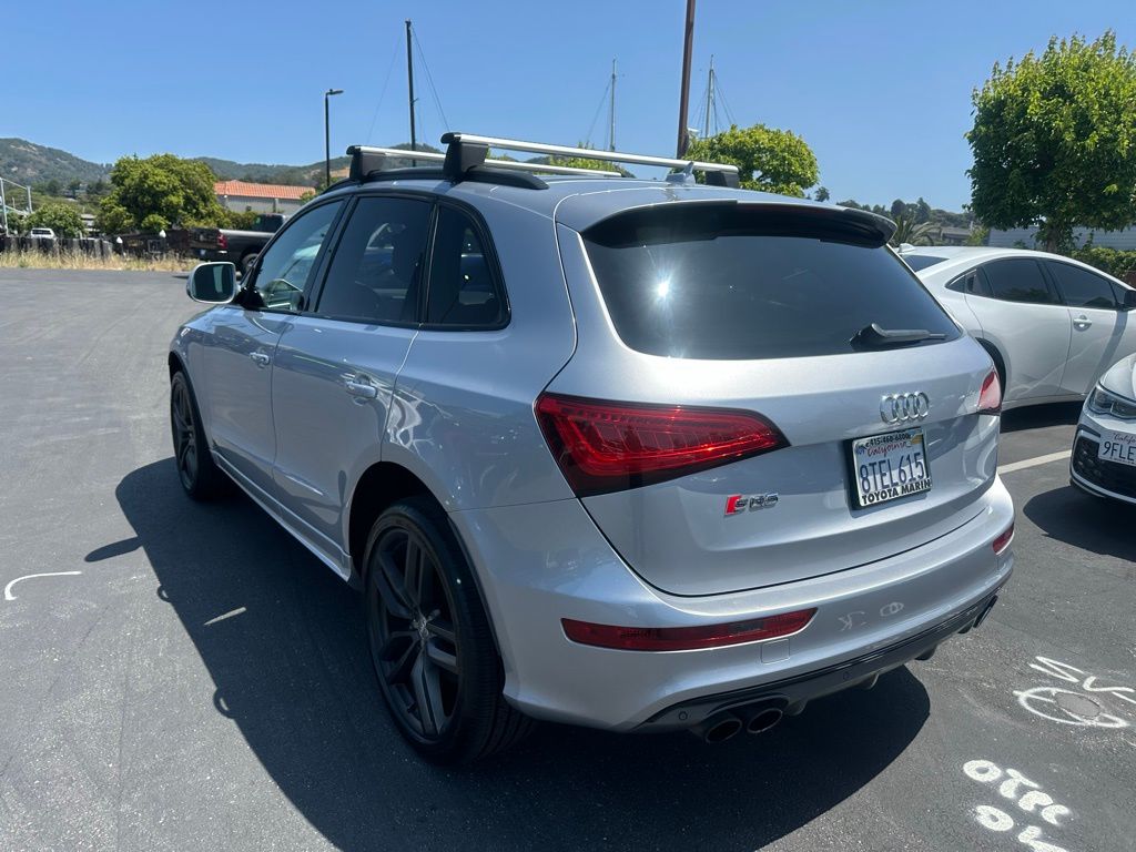 Vehicle image 6 of 28