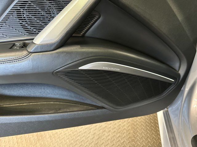 2016 Audi TT 2.0T Image 33 of 35