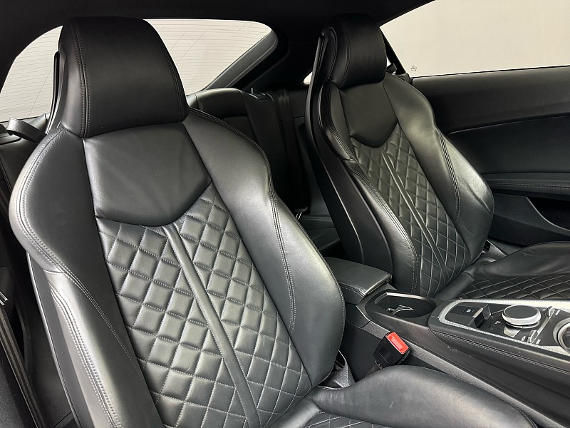 Vehicle image 14 of 36