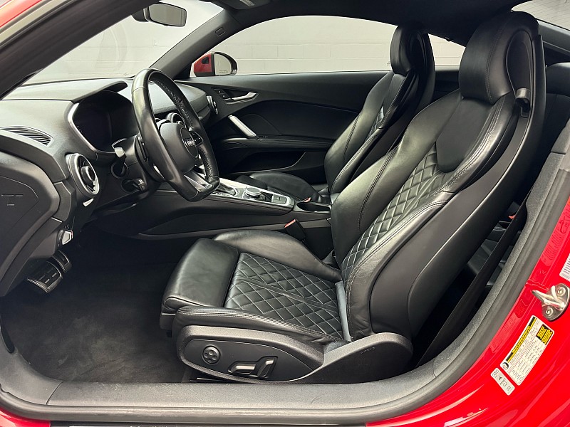 Vehicle image 8 of 36