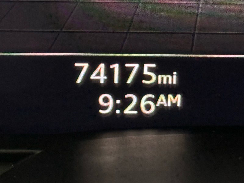 Vehicle image 15 of 36