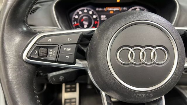 2016 Audi TT 2.0T Image 13 of 25