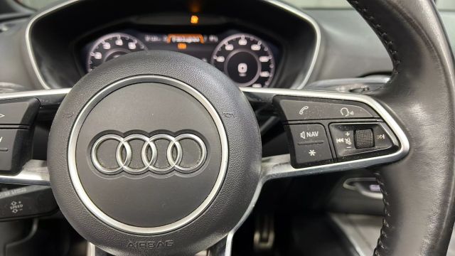 2016 Audi TT 2.0T Image 14 of 25