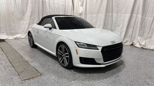 2016 Audi TT 2.0T Image 3 of 25