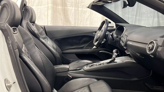 2016 Audi TT 2.0T Image 22 of 25