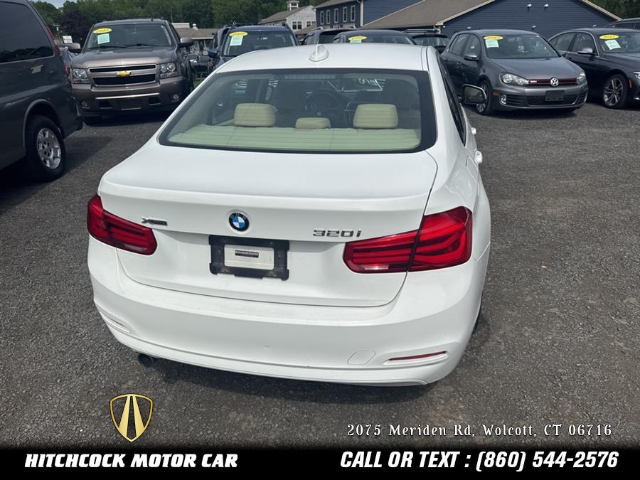 Vehicle image 15 of 58