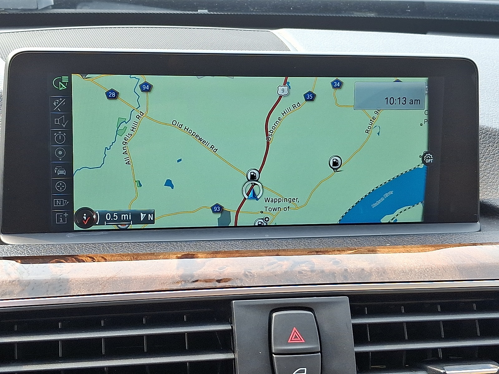 Vehicle image 11 of 19