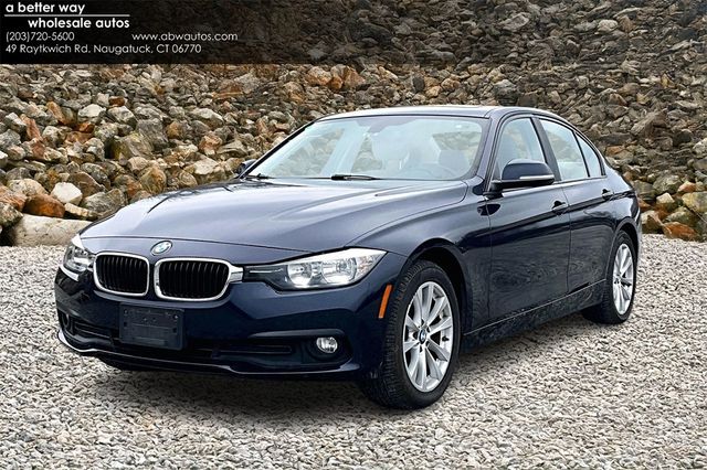 2016 BMW 3 Series 320i xDrive Image 1 of 30